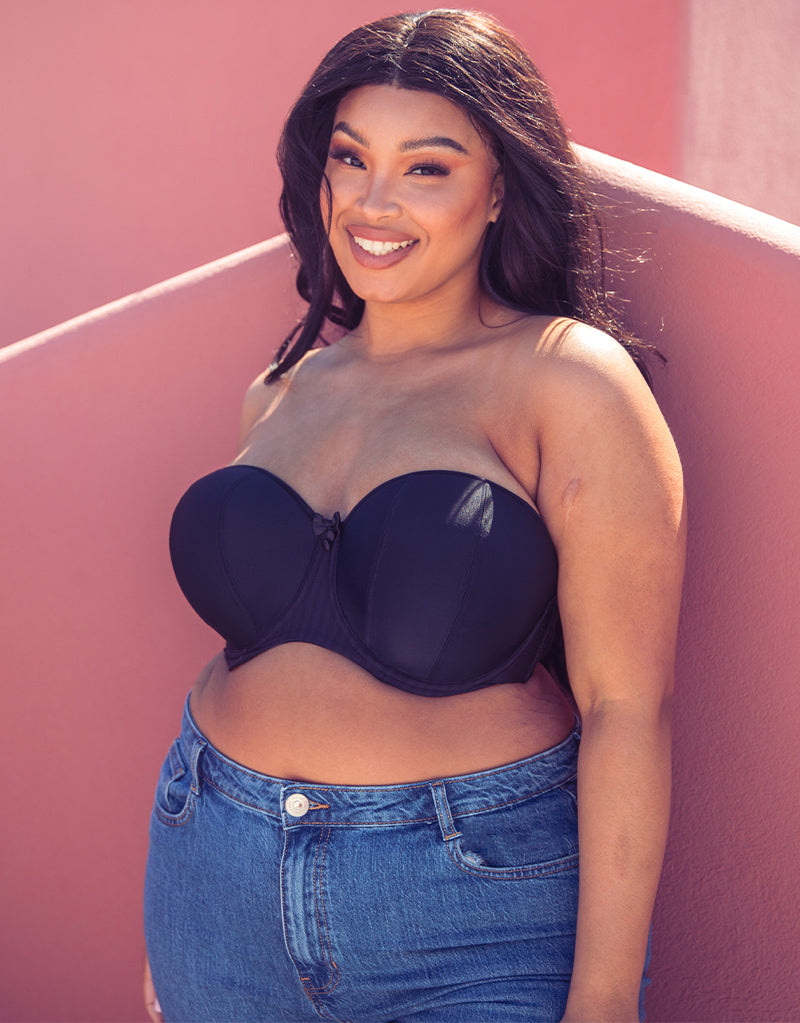 Plus Size Figure Types in 42D Bra Size D Cup Sizes Backless Bras